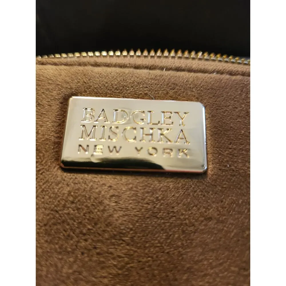 Badgley Mischka Brown faux suede Zip Around Wallet NWT Gold Plaque